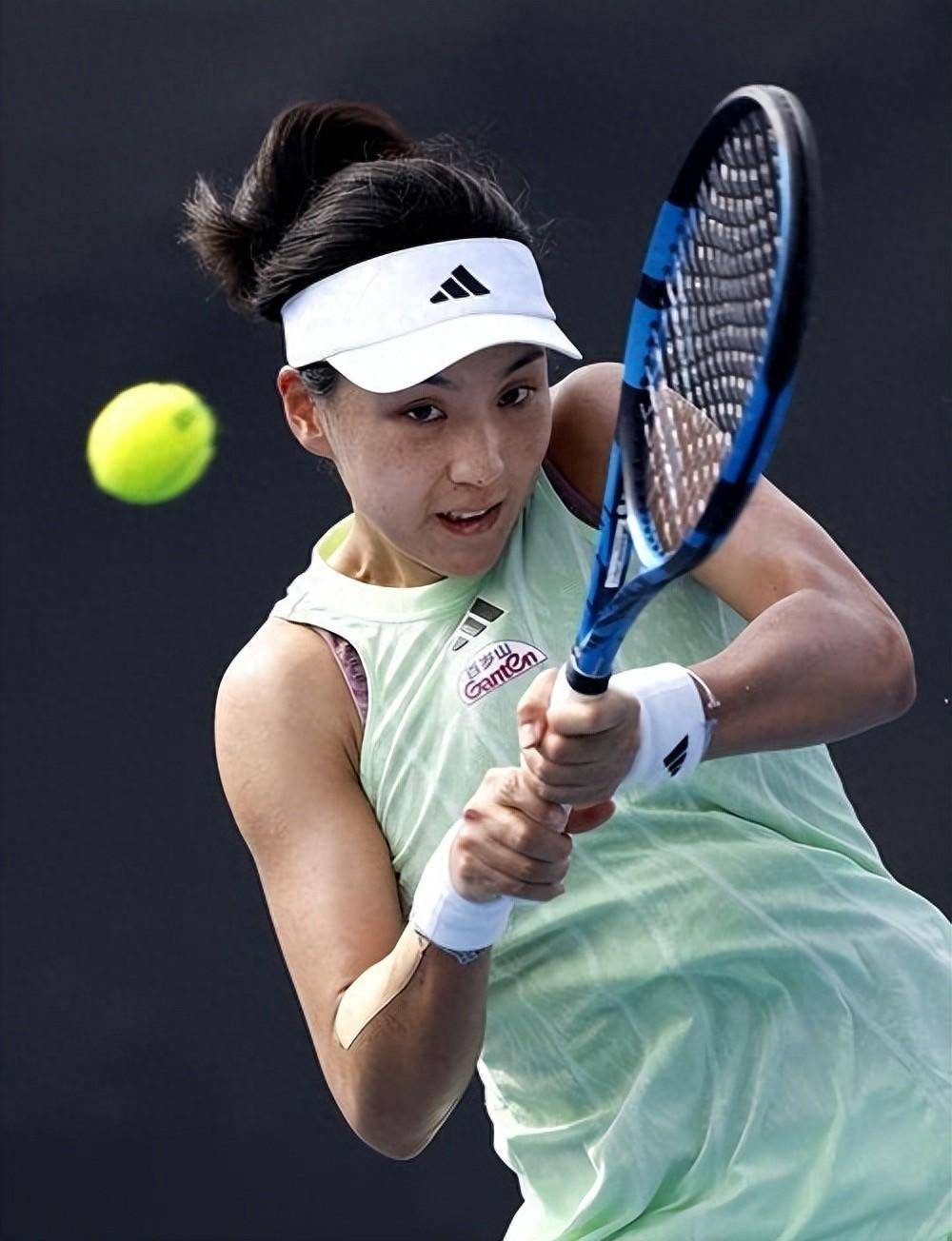 因伤缺阵的 因伤缺阵的