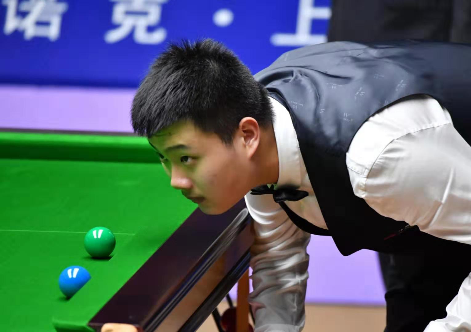 舆论夹击 舆论夹击