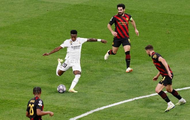 也是对中国 也是对中国