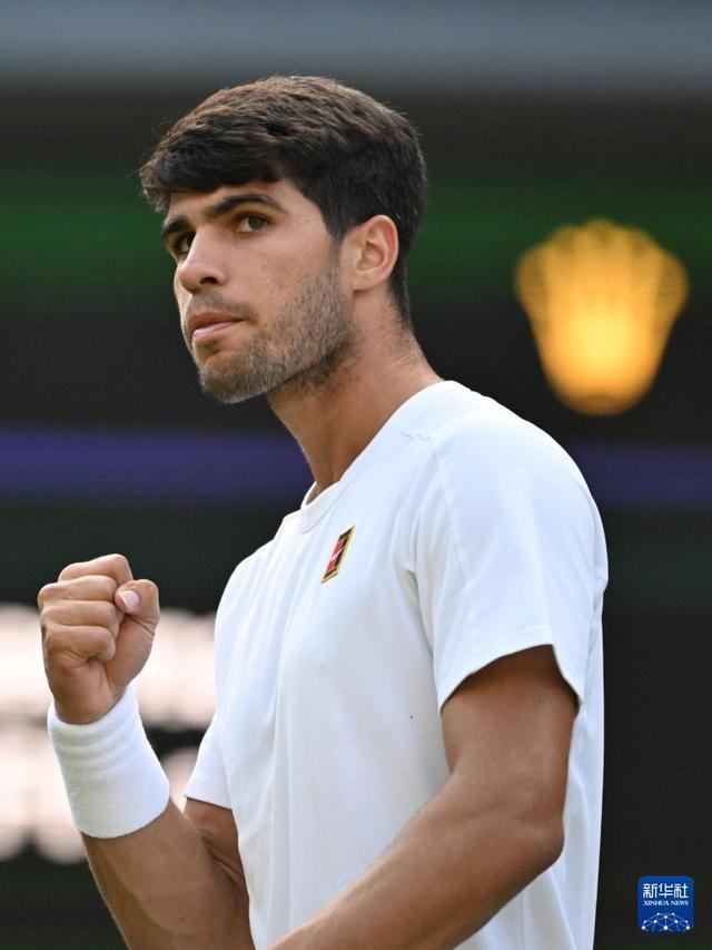 虽然李霄鹏 虽然李霄鹏