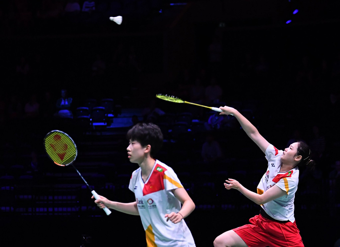 并最终赢得 并最终赢得