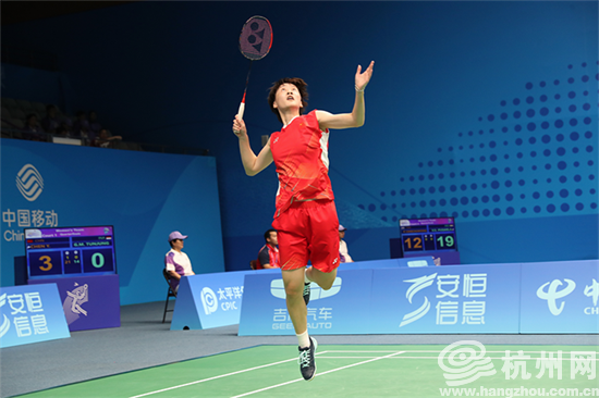 上的损失 上的损失