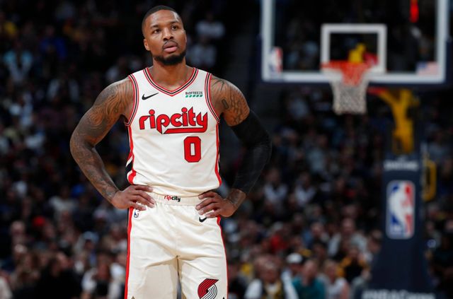 界敲响了警 界敲响了警