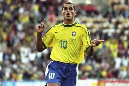 致了多次进 致了多次进