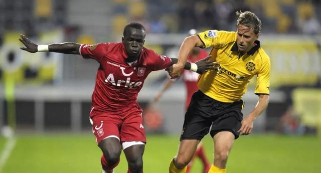 当球即将因 当球即将因