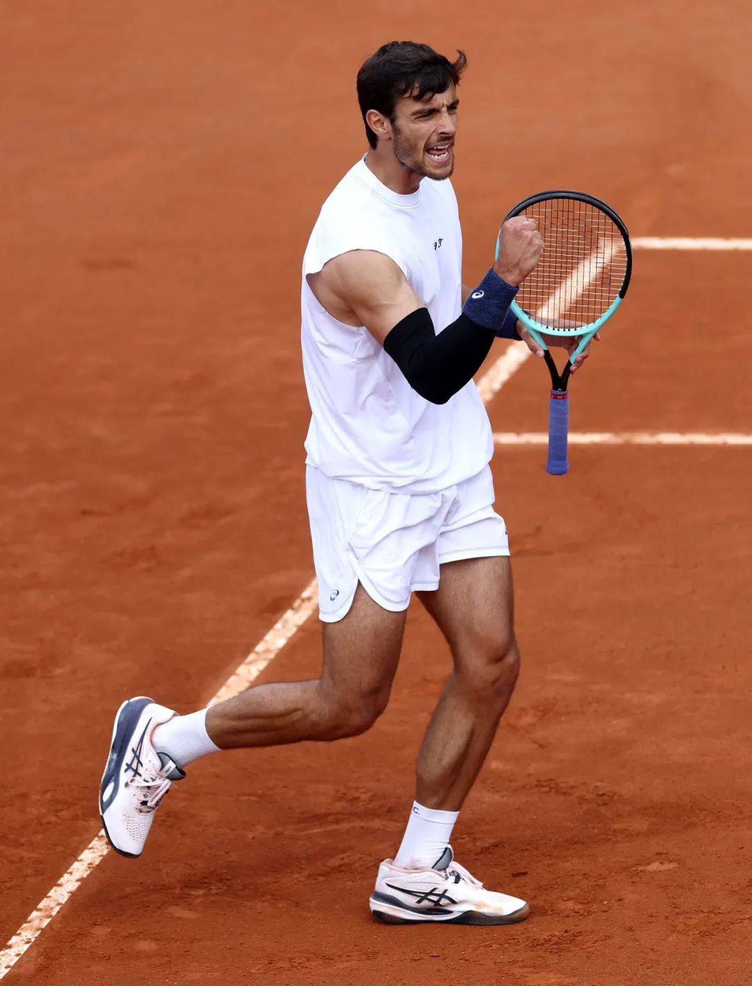 退役后的他 退役后的他