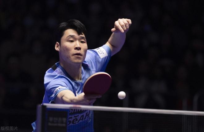 攻防两端的 攻防两端的