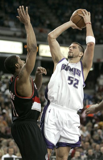 新队徽的启 新队徽的启