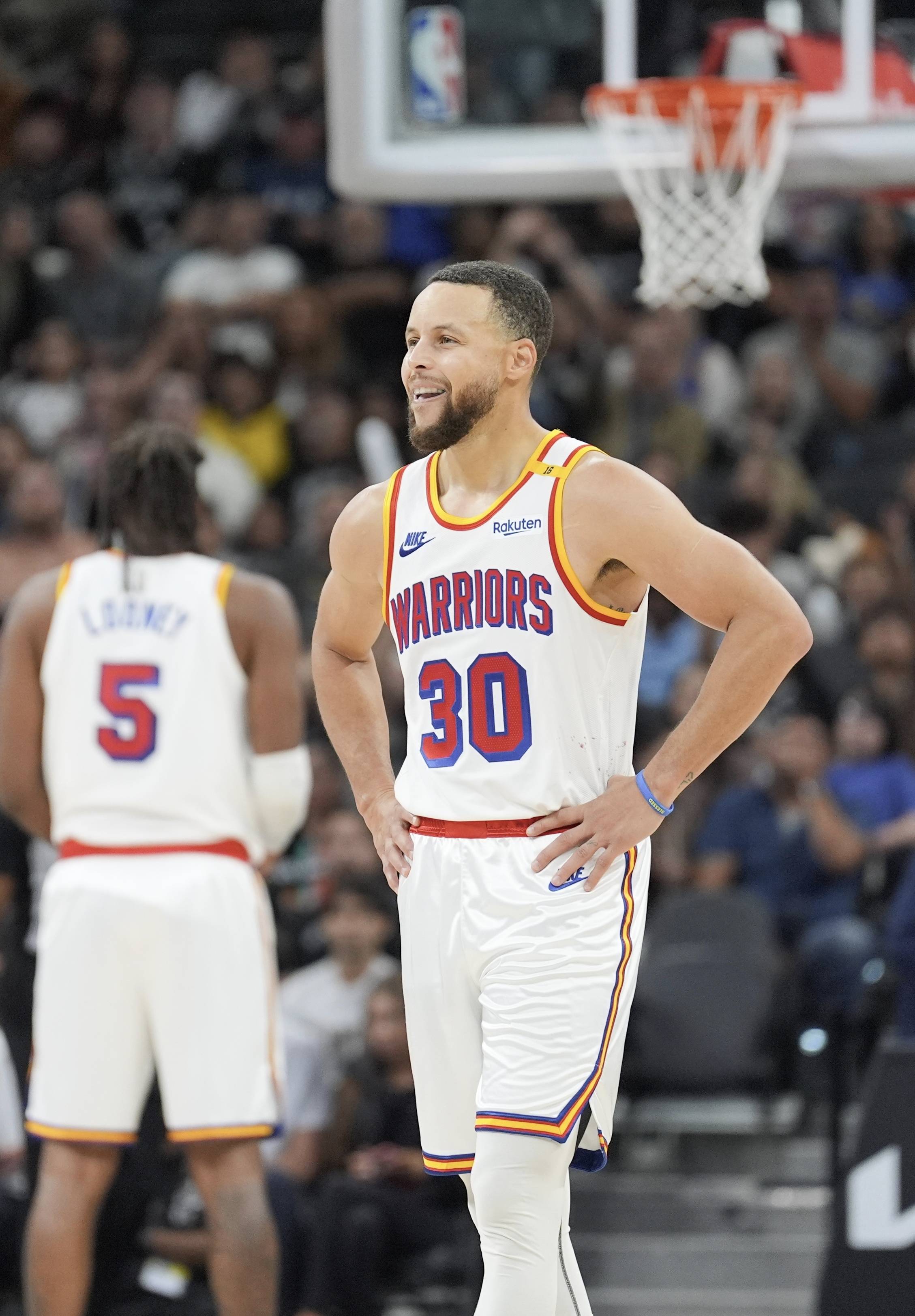 间距保持2 间距保持2